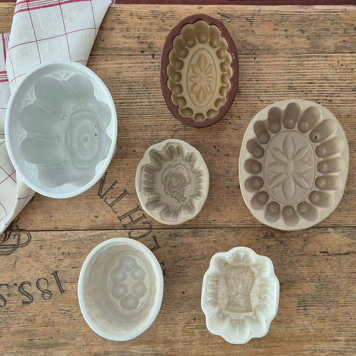 Antique Jelly Mould 5 - Small with Grapes