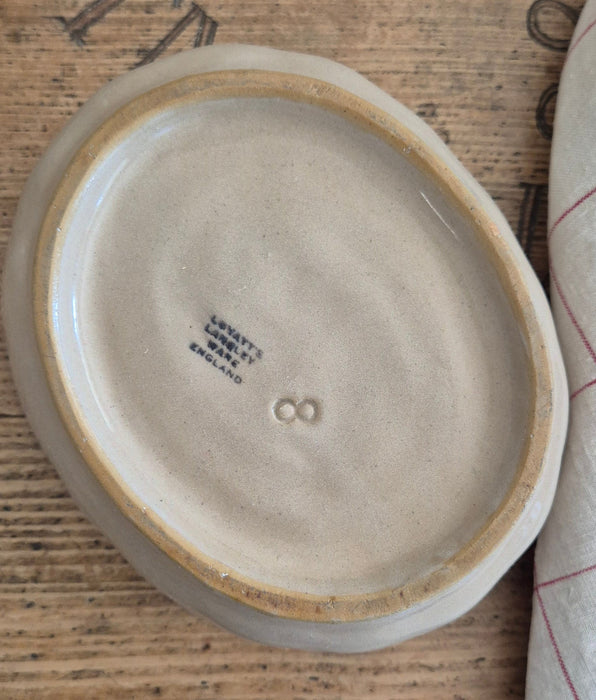 Antique Jelly Mould 4 - Beige With Star