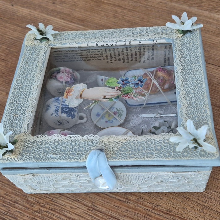 Collection of 1:6 Scale Miniatures in Handcrafted Gift Box, 10 Pieces