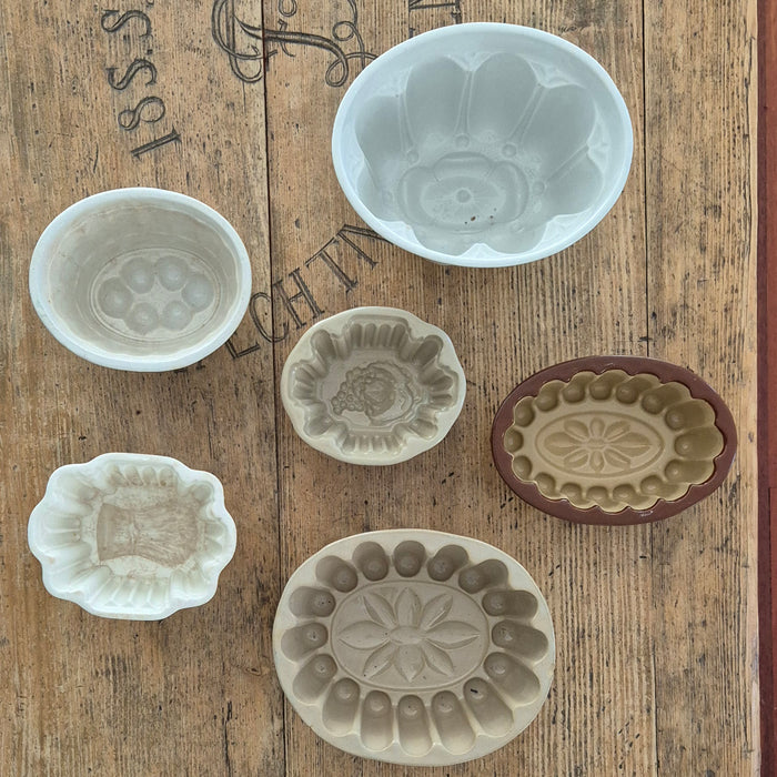 Antique Jelly Mould 5 - Small with Grapes